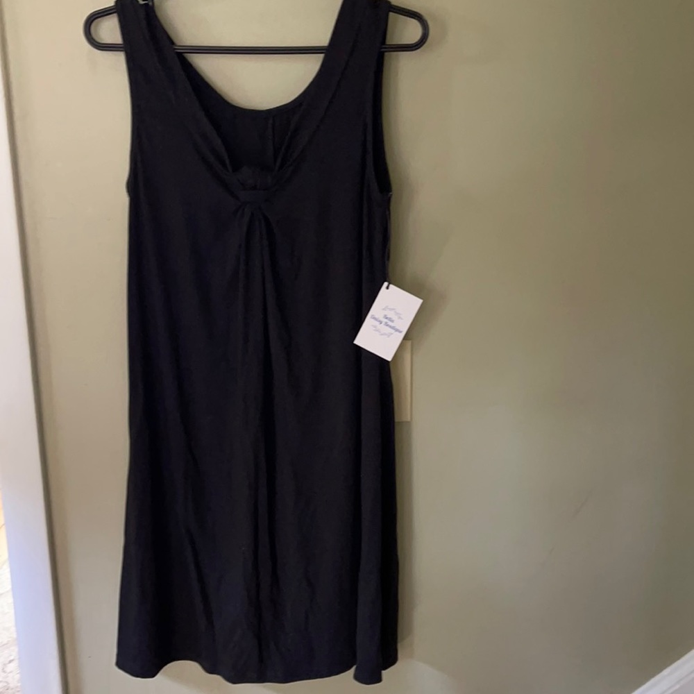 Cute, black dress with knot on chest